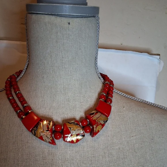 Vintage Y2K Red Statement Necklace Metallic Graffiti Art Bead Chunky Bib Collar - Picture 3 of 7
